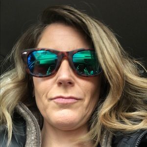 Meet your Posher, Cheryl